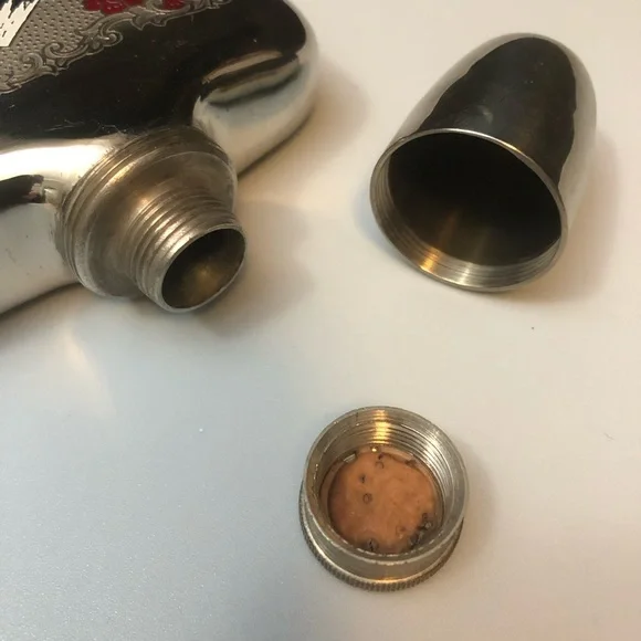 Vintage antique EUC metal flask embossed Japan map - Picture 14 of 17